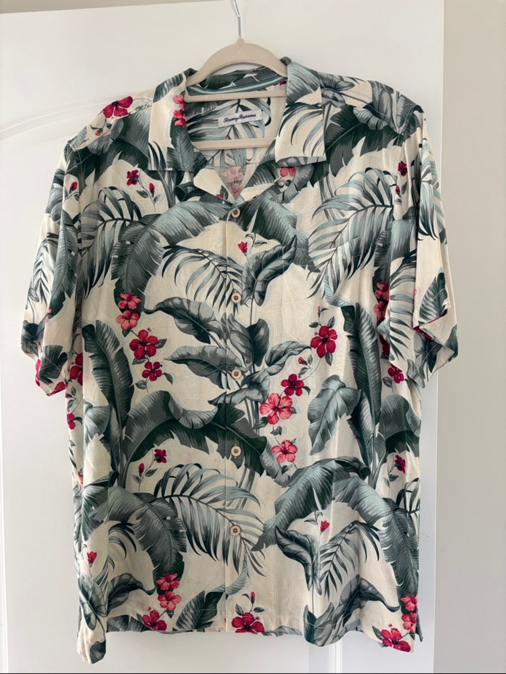 Tropical Tomm Bahama Floral Short-Sleeve Shirt - size large